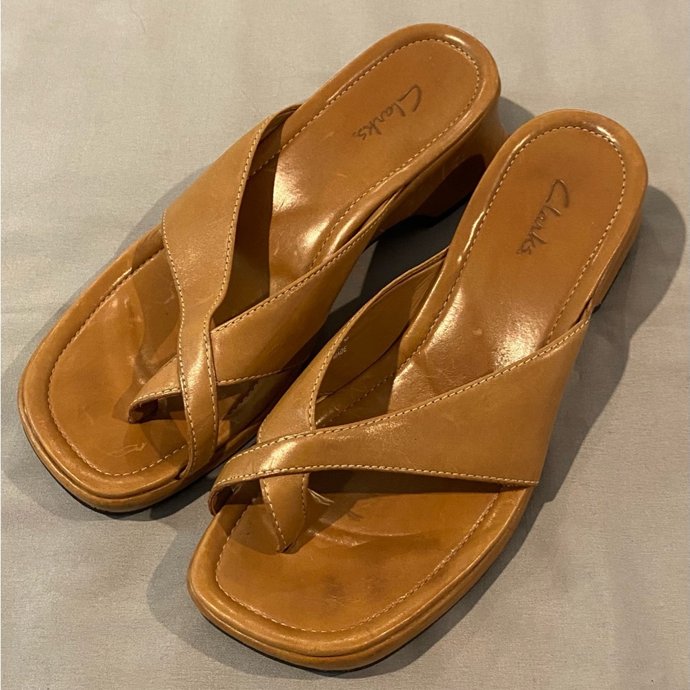 Clarks sandals, leather, size 8M, tan